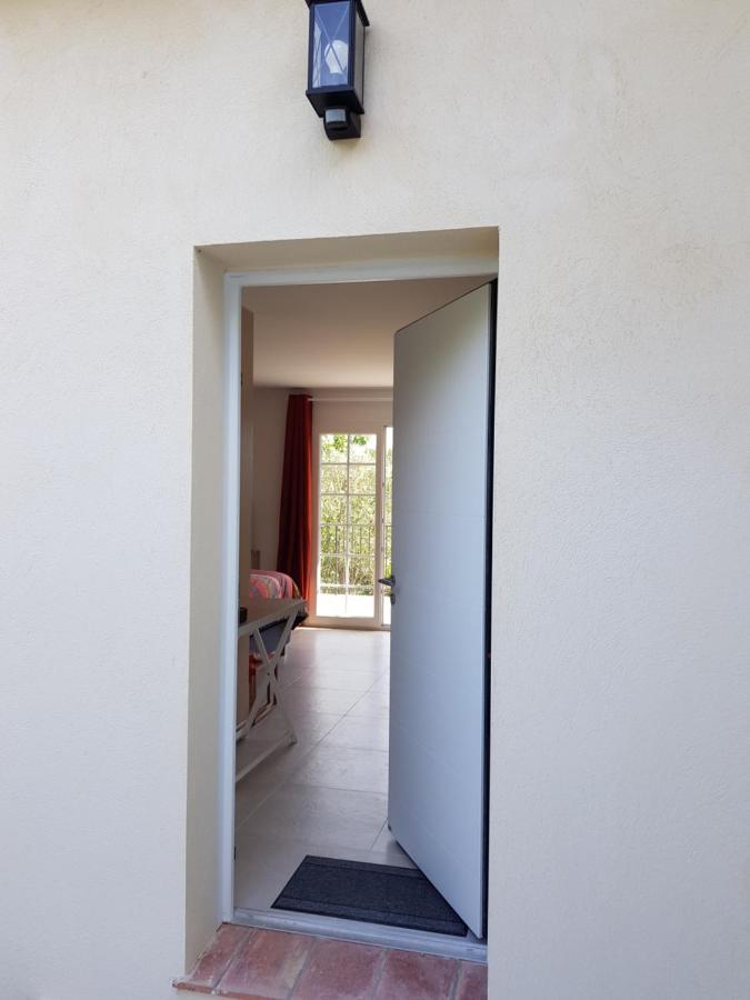 Bed and Breakfast Azurea à Valbonne Extérieur photo